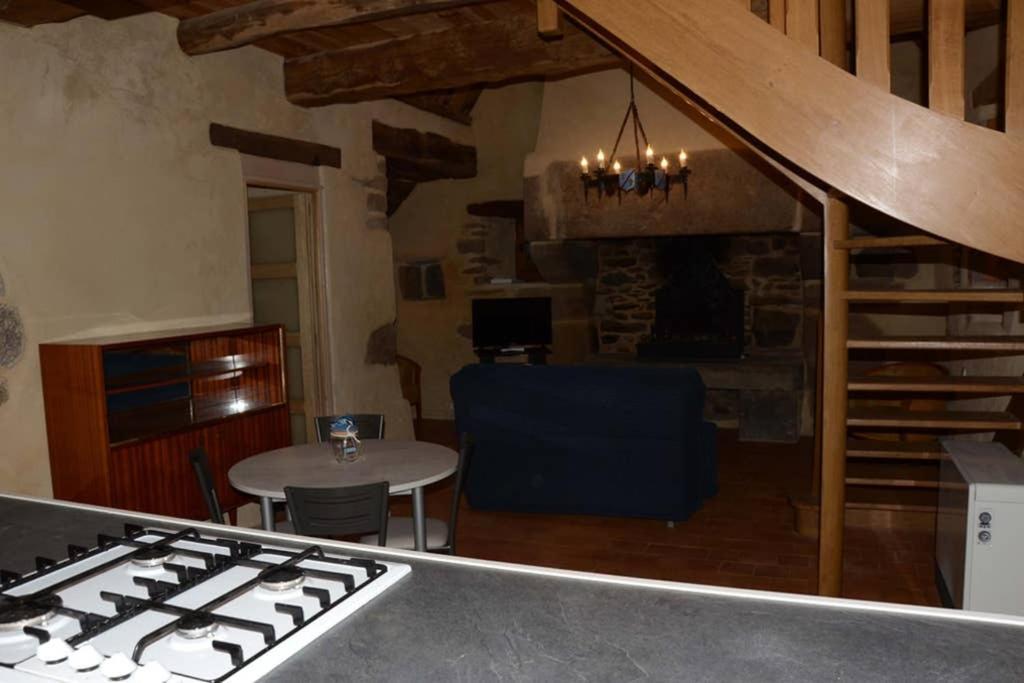 Gite 3 Personnes, Possibilite Table D'Hotes Le Soir Treduder Exteriér fotografie