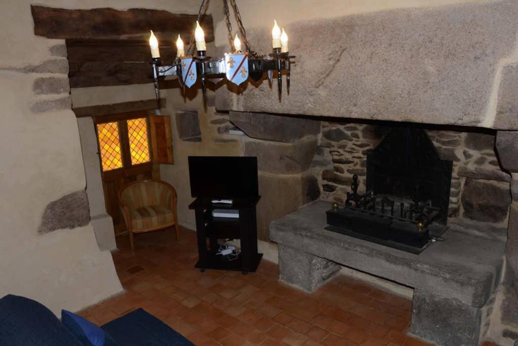Gite 3 Personnes, Possibilite Table D'Hotes Le Soir Treduder Exteriér fotografie